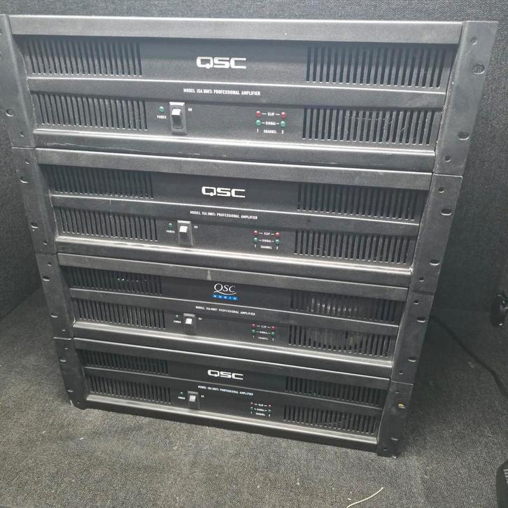 QSC  versterkers

6x, Audio, Tv en Foto, Luidsprekerboxen, Ophalen of Verzenden