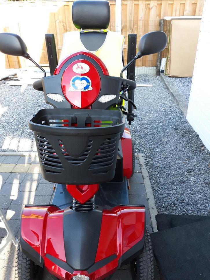 Invalidenscooter Mercurius 4 LTD Vermeiren, Diversen, Brommobielen en Scootmobielen, Zo goed als nieuw, Vermeiren, 36 t/m 45 km