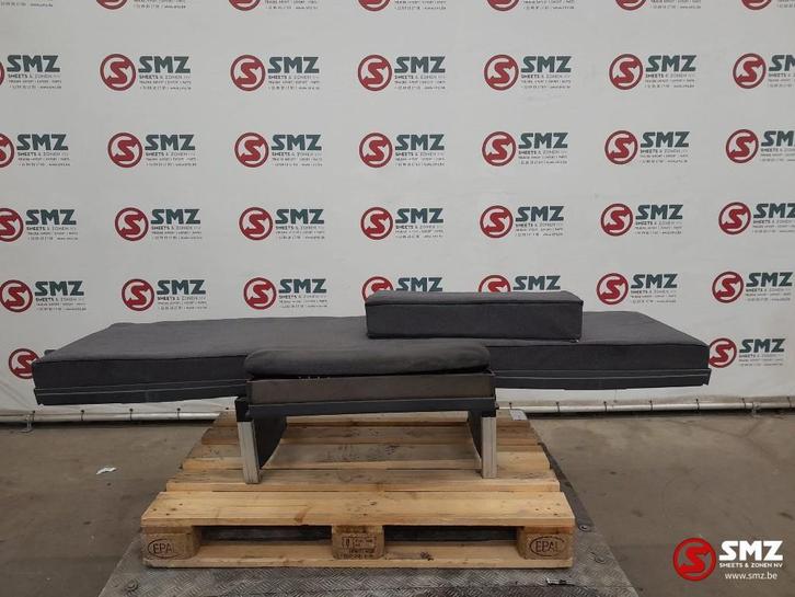 Occ Scania sous le lit, Autos : Pièces & Accessoires, Pièces camion, Scania, Intérieur et Revêtement, Utilisé