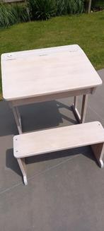 Oud schoolbankje lengte 77cm breedte 63cm en hoogte 67 cm, Antiek en Kunst, Antiek | Meubels | Kasten, Ophalen