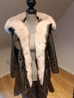 Dure Woolrich jas met dons en vossenbont 10 jaar - als nieuw, Meisje, Ophalen of Verzenden, Zo goed als nieuw, Woolrich