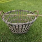 Rieten mand. 50 cm lang en 35 cm hoog., Ophalen, Zo goed als nieuw, Mand