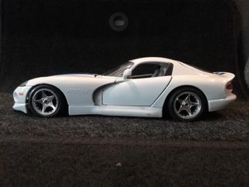 Dodge Viper GTS Coupé 1997 - 1:18 - Burago beschikbaar voor biedingen