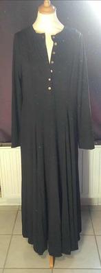 lang zwart kleed met knoopjes, Kleding | Dames, Jurken, Ophalen of Verzenden, Nieuw, Zwart