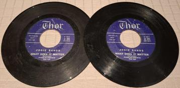 2 vinyl singles label Thor beschikbaar voor biedingen
