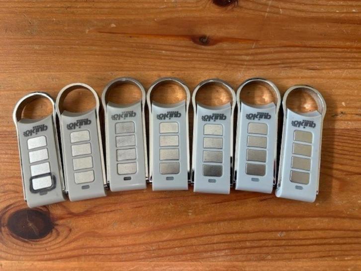 Quiko qk-m04 handzender, Telecommunicatie, Zenders en Ontvangers, Zo goed als nieuw, Zender, Ophalen