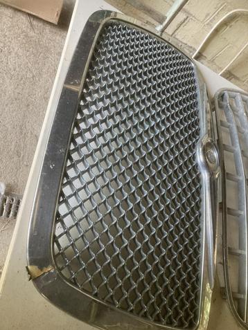 Chrysler 300c touring grills en achterlichten beschikbaar voor biedingen