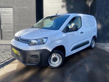 citroen berlingo 1.5diesel - 2023 - MAAR 11000km - 3 zit beschikbaar voor biedingen