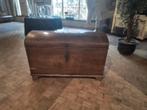 Antieke eiken koffer., Ophalen