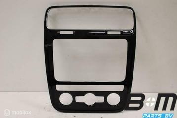 Afdekking radio / clima Volkswagen Scirocco R FL 1K8819728C beschikbaar voor biedingen