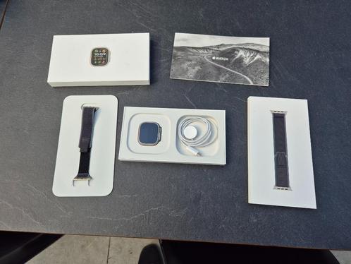 Apple Watch Ultra 2, Handtassen en Accessoires, Smartwatches, Nieuw, iOS, Zilver, Afstand, Conditie, GPS, Hartslag, Hoogte, Kompas