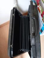 Aktentas samsonite, Ophalen