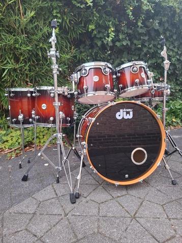 DW DESIGN SERIES (Tobacco bst) beschikbaar voor biedingen