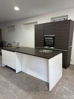 Cuisine moderne équipée complète avec ilot, Maison & Meubles, Cuisine | Cuisines complètes, Enlèvement, Comme neuf, Blanc, Avec îlot