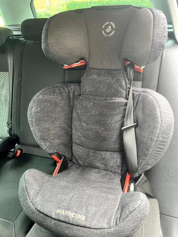 Maxi-Cosi Rodifix Airprotect NomadBlack beschikbaar voor biedingen