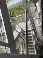 Aluminium trap voor nooduitgang, Doe-het-zelf en Bouw, Ladders en Trappen, Trap, Ophalen of Verzenden, Zo goed als nieuw, Opvouwbaar of Inschuifbaar