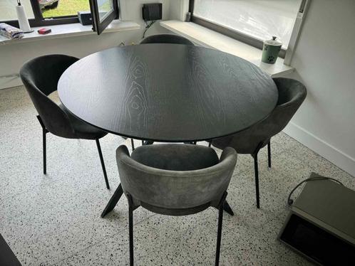 Ronde tafel met 4 stoelen, Huis en Inrichting, Tafels | Eettafels, Zo goed als nieuw, Vier personen, Rond, Ophalen