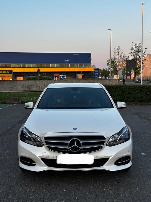 Mercedes E200, Auto's, Mercedes-Benz, Particulier, E-Klasse, Cruise Control, Diesel, Euro 5, 5 deurs, Handgeschakeld, Wit, Zwart
