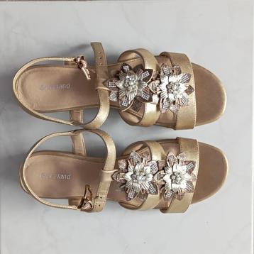 Geklede sandalen Graceland beschikbaar voor biedingen