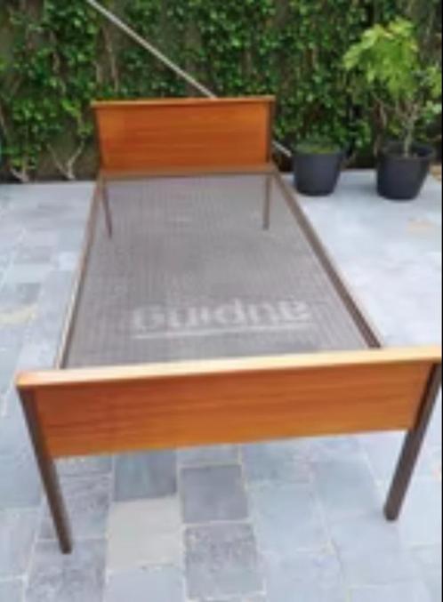 Vintage Auping stijl Carroo 1pers bed (metaal & teak), Huis en Inrichting, Slaapkamer | Bedden, Zo goed als nieuw, Eenpersoons