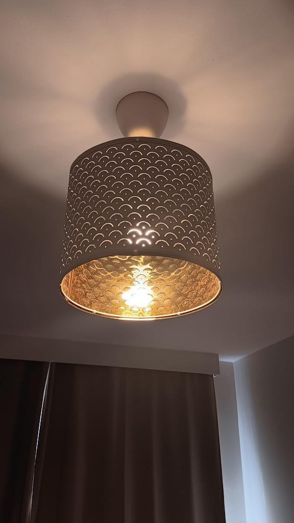 2 Lustres Ikea nymo rose et or comme neufs, Huis en Inrichting, Lampen | Kroonluchters, Zo goed als nieuw, Metaal, Stof, Ophalen