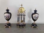 Alfa pendule met decoratieve vazen, Antiek en Kunst, Antiek | Vazen, Ophalen