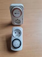 Tijdschakelaar / tijd instellen ( 2 stuks), Doe-het-zelf en Bouw, Elektriciteit en Kabels, Ophalen of Verzenden, Zo goed als nieuw