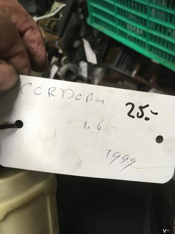 Seat cordoba 1.6 1999 brandstofpomp beschikbaar voor biedingen