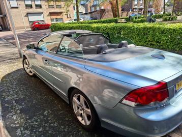 Volvo C70 2.4i automaat 170pk 2008/04 202dkm izgs!!, Autos, 2400 cm³, Cabriolet, Noir, 2 portes