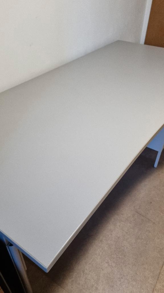 Grand bureau Bulo (180 cm) - Qualité indestructible, Maison & Meubles, Bureaux, Bureau, Enlèvement