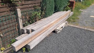 lot Padoek balken 145mm x 145mm beschikbaar voor biedingen