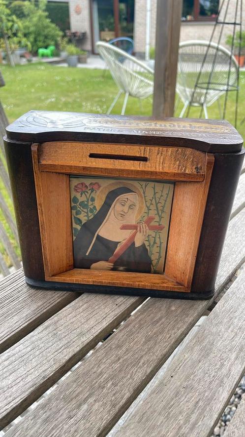 Spaarpot St. Rita paters Augustijnen, Antiek en Kunst, Antiek | Religieuze voorwerpen, Ophalen of Verzenden