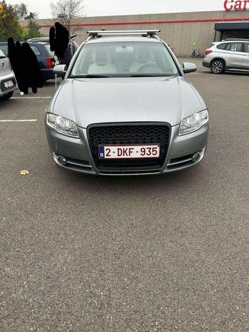 Audi a4 b7, Autos, Cuir, Argent ou Gris, Achat, 4 portes