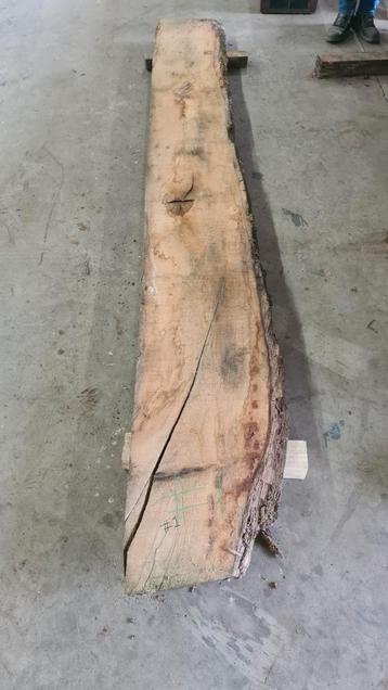 Lot europese eik boomstamplanken +- 0.65 m3 beschikbaar voor biedingen