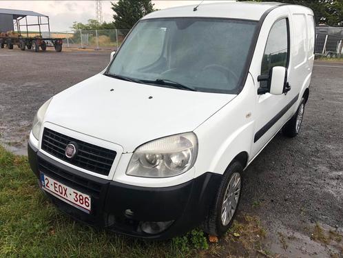 Fiat doblo cargo 1300 multijet utilitaire airco, Auto's, Bestelwagens en Lichte vracht, Particulier, ABS, Airbags, Airconditioning