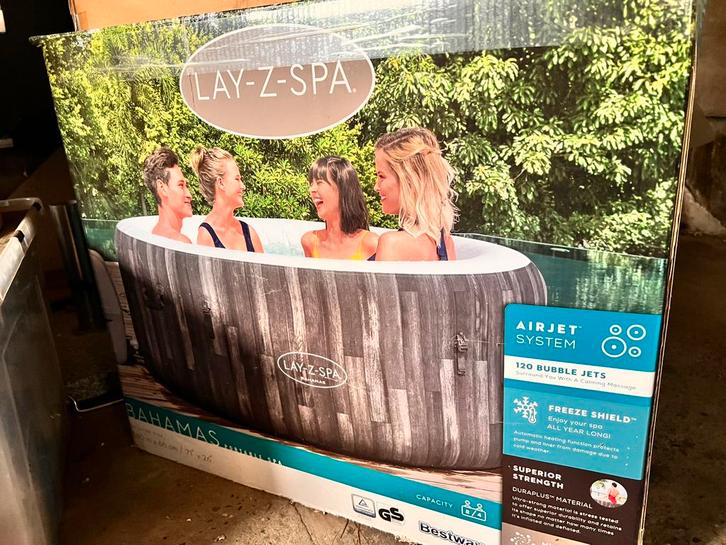 Lay-z-spa Bahamas 180cm, Tuin en Terras, Bubbelbaden en Hottubs, Gebruikt, Opblaasbaar, Pomp, Ophalen