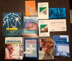Boeken vroedkunde UCLL 1e jaar, Ophalen, Zo goed als nieuw