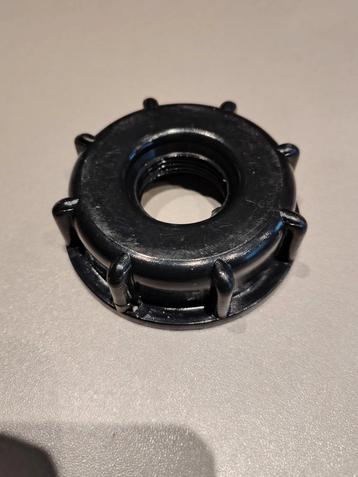 IBC adaptor beschikbaar voor biedingen