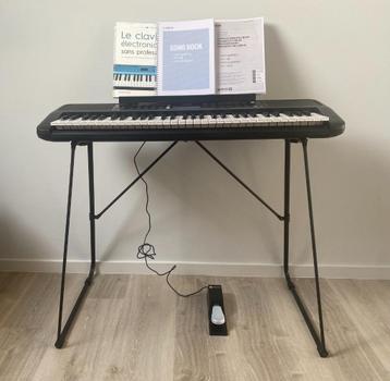 Clavier PSR Yamaha - E383, 61 touches, Comme neuf, Enlèvement, Connexion MIDI