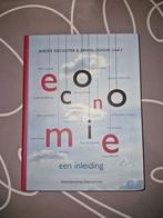 Economie een inleiding TEW HIR, Boeken, Studieboeken en Cursussen, Ophalen, Zo goed als nieuw