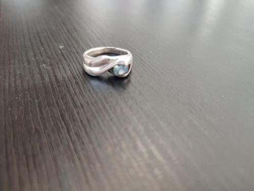 Élégante bague en argent, Handtassen en Accessoires, Ringen, Ophalen