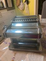 Machine a pates, Enlèvement ou Envoi, Comme neuf