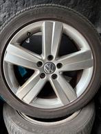 Kits été vw 225 45 17 Orginal touran golf passat 5x112, Ophalen, Band(en)