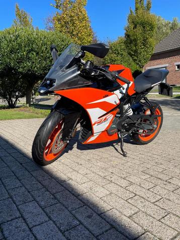 KTM RC 125 Moto.    ABS.      9800km!!!