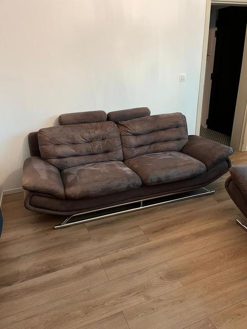 2 mooie ruime zetels. 2 zit en 3 zit, Huis en Inrichting, Zetels | Zetels en Chaises Longues, Gebruikt, Driepersoons, Stof, Ophalen