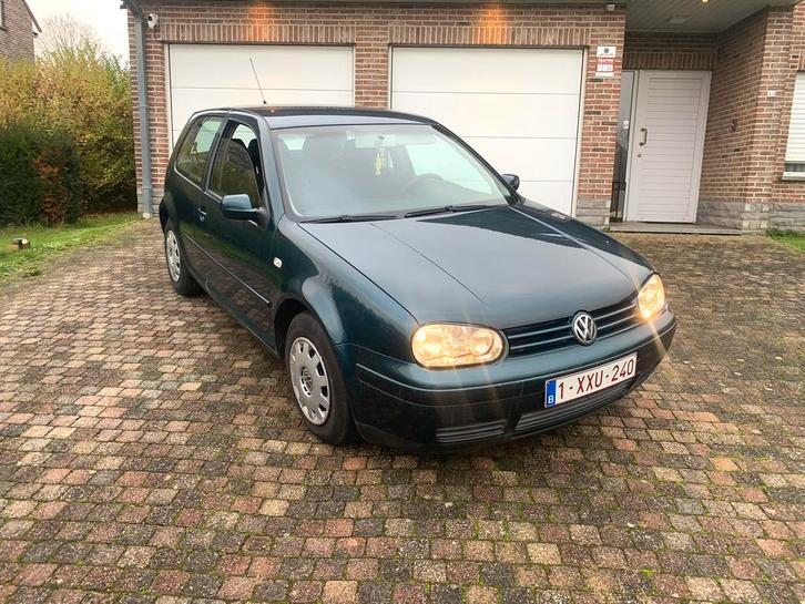 VW GOLF 4 - BENZINE LEZ OK - Pret a immatriculé !! AIRCO, Auto's, Volkswagen, Particulier, Golf, ABS, Airbags, Airconditioning