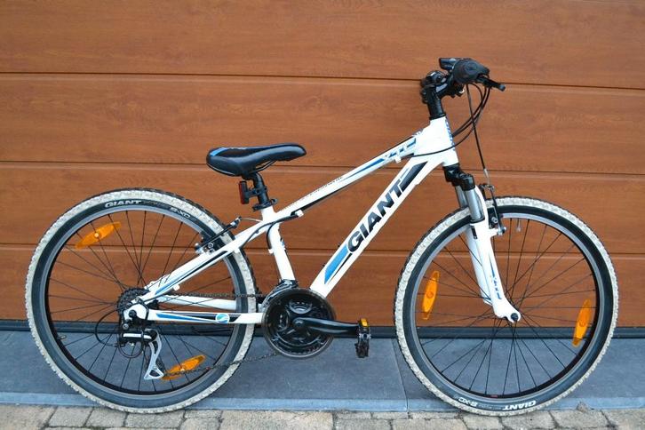 Giant xtc. 24 inch. 100% perfect. Npr 470 €, Fietsen en Brommers, Fietsen | Jongens, Gebruikt, 24 inch, Handrem, Versnellingen