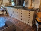 Massief houten dressoir/ladekast GRATIS LEVERING, Huis en Inrichting, Ophalen of Verzenden, Zo goed als nieuw
