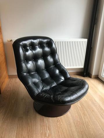 Fauteuil Shelby (Georges van Rijck) beschikbaar voor biedingen