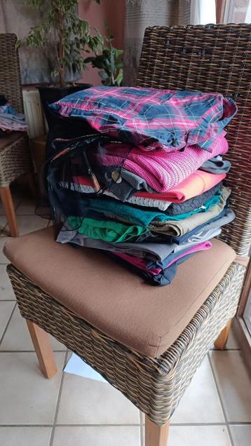 Enorm pakket dameskledij beschikbaar voor biedingen